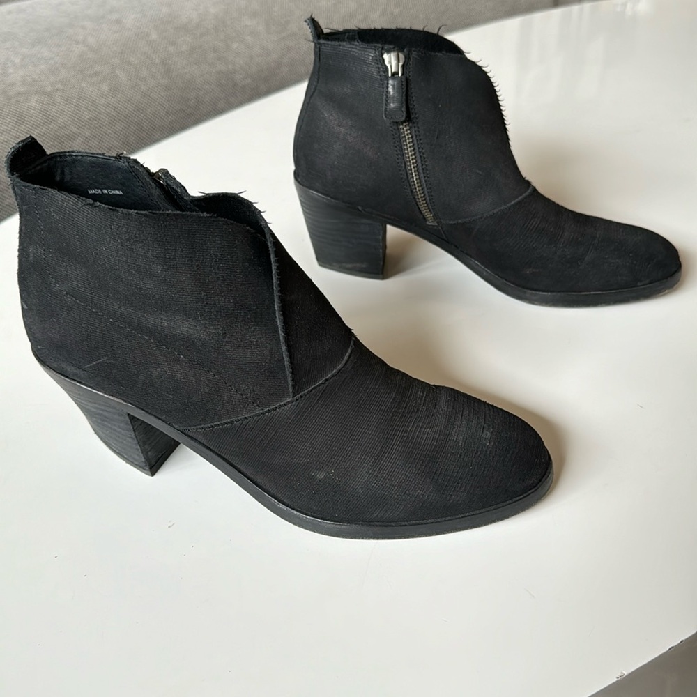 Eileen Fisher Black Suede Ankle Boots